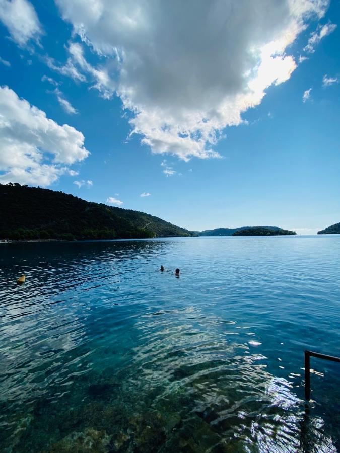 Villa Iva Lastovo Uble エクステリア 写真
