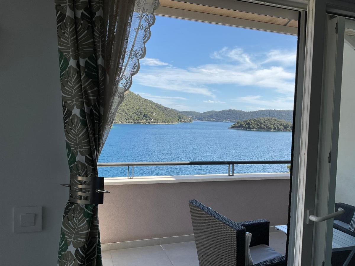 Villa Iva Lastovo Uble エクステリア 写真