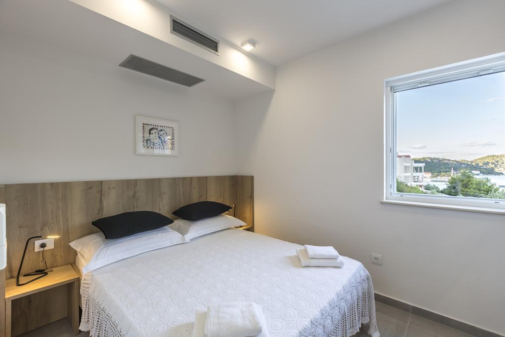 Villa Iva Lastovo Uble エクステリア 写真