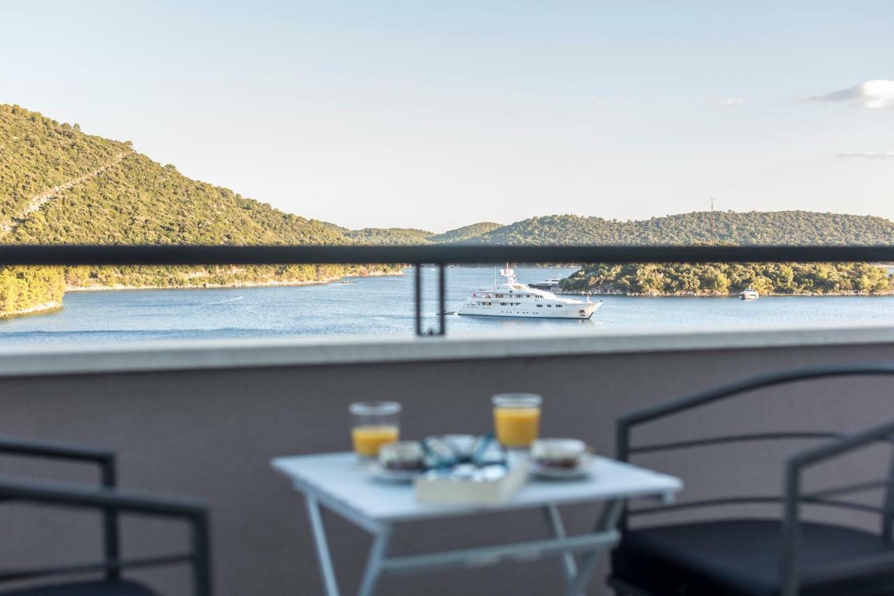 Villa Iva Lastovo Uble エクステリア 写真